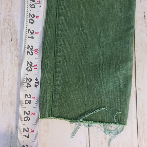 MOTHER Rascal Ankle Snippet Army Green Jeans Raw Hem Casual NEW 25 Layer Fall - Picture 6 of 10